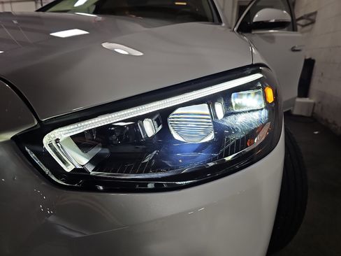 New 2026 Mercedes-Benz S 580 4MATIC Sedan image 33