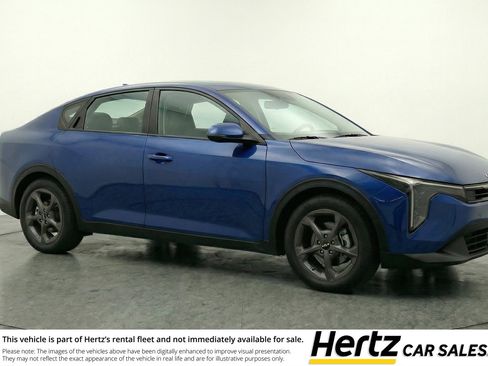 Used 2025 Kia K4 FWD image 1