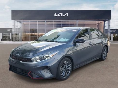 Certified 2024 Kia Forte GT-Line FWD image 3