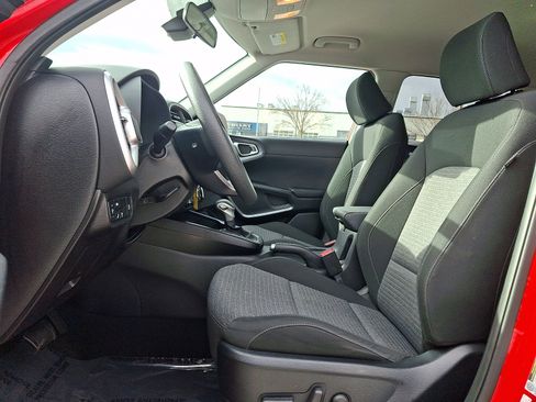 Used 2021 Kia Soul S image 13