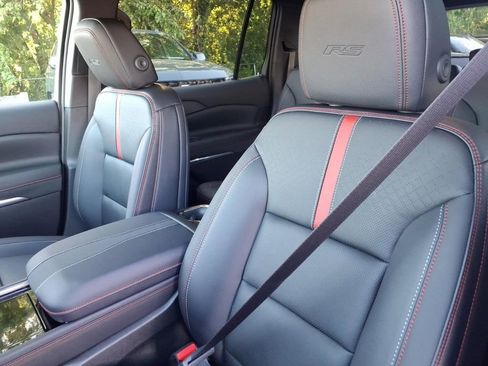 New 2026 Chevrolet Traverse RS AWD/4WD image 12