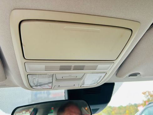 Used 2019 Honda Accord LX image 23