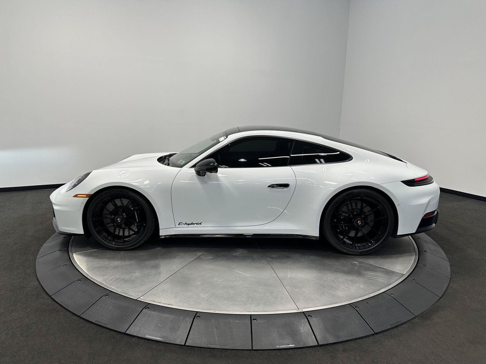 Certified 2026 Porsche 911 Carrera 4 GTS AWD/4WD image 2