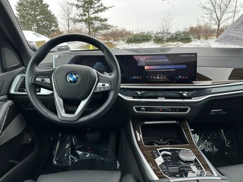 Certified 2025 BMW X5 xDrive50e w/ Climate Comfort Package image 14