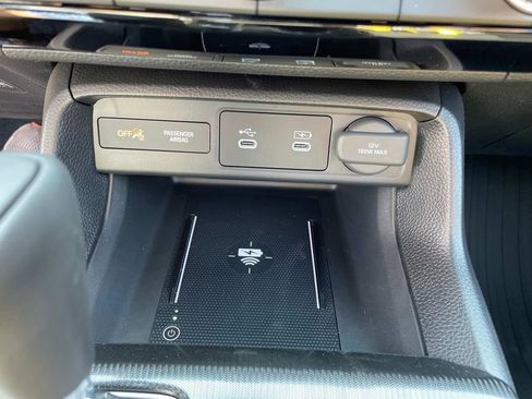 Used 2025 Honda Civic Sport image 22