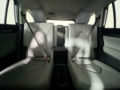 New 2026 Toyota Highlander Limited image 33