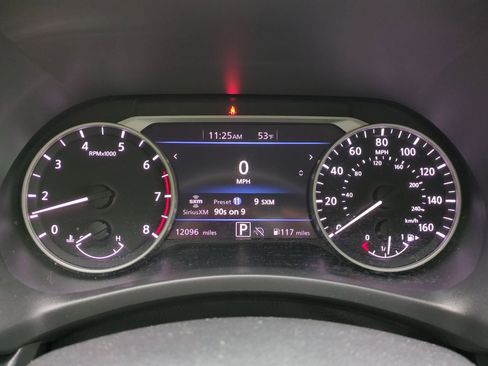 Used 2025 Nissan Sentra SR FWD image 25
