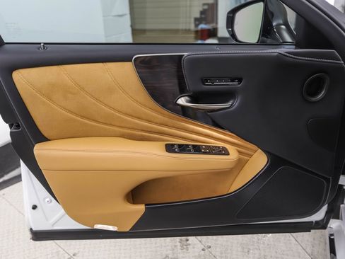 Used 2024 Lexus LS 500 AWD w/ Luxury Package image 9