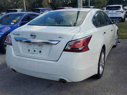 Used 2015 Nissan Altima 2.5 SL w/ Technology Package image 8
