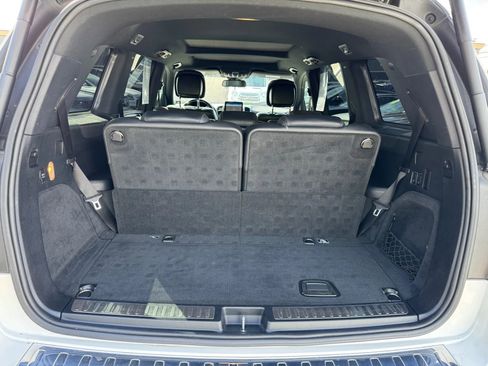 Used 2019 Mercedes-Benz GLS 550 4MATIC image 37