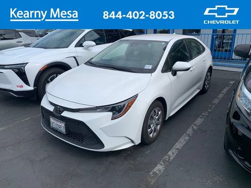 Used 2021 Toyota Corolla LE w/ Carpet Mat Package (TMS) FWD image 1
