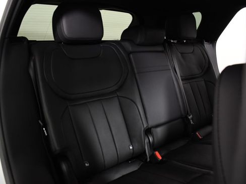Certified 2025 Land Rover Range Rover Sport AWD/4WD image 22