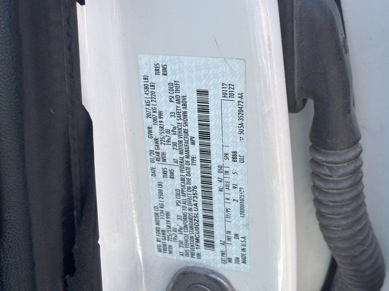 Used 2020 Ford Escape Titanium FWD image 24