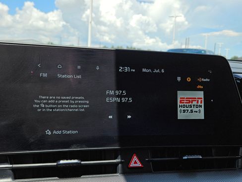 Used 2025 Kia Sportage SX FWD image 23