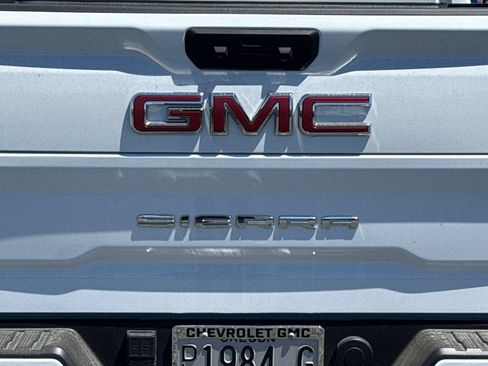 Used 2025 GMC Sierra 2500 AT4 w/ AT4 Premium Plus Package AWD/4WD image 49
