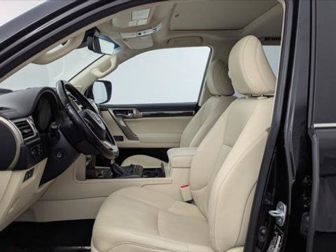 Used 2020 Lexus GX 460 Premium w/ Premium Package AWD/4WD image 14