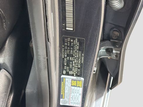 Used 2020 Kia Forte LXS FWD image 31