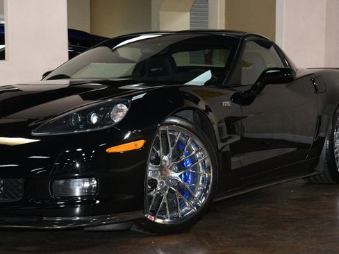 Used 2011 Chevrolet Corvette ZR1 w/ Preferred Equipment Group RWD image 54