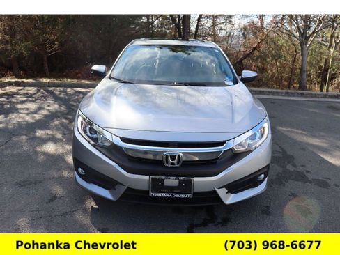 Used 2018 Honda Civic EX-T image 2