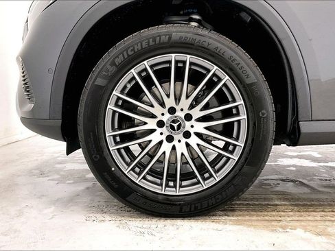 New 2026 Mercedes-Benz GLC 300 image 11