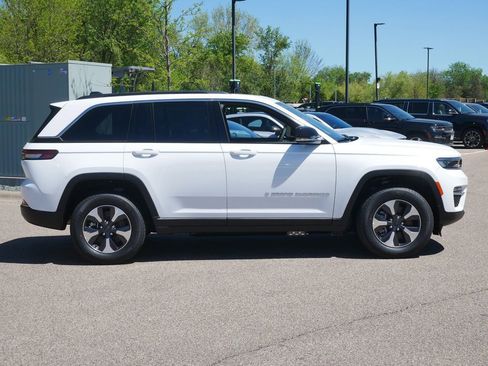 New 2025 Jeep Grand Cherokee Limited 4xe image 7