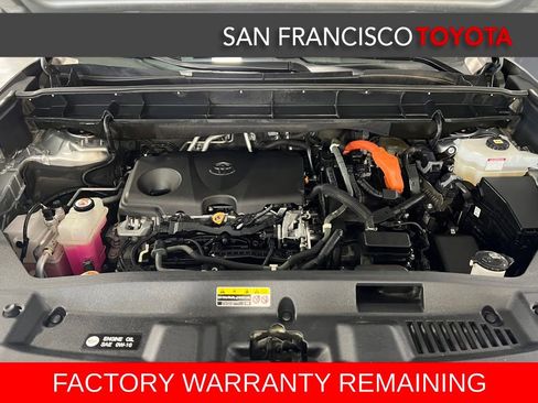 Used 2021 Toyota Highlander XLE AWD/4WD image 40