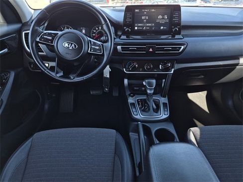 Used 2021 Kia Seltos S image 21