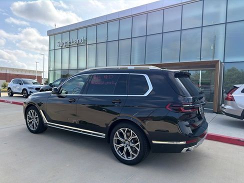 Used 2024 BMW X7 xDrive40i AWD/4WD image 3