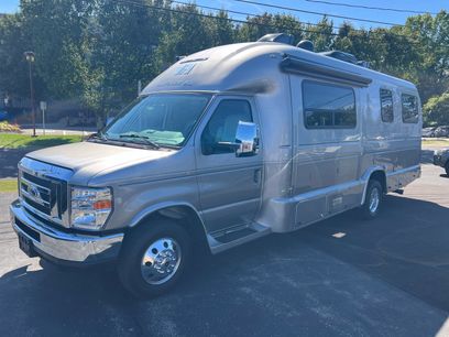 Used 2019 Ford E-450 and Econoline 450 Super Duty w/ Motorhome Prep Package