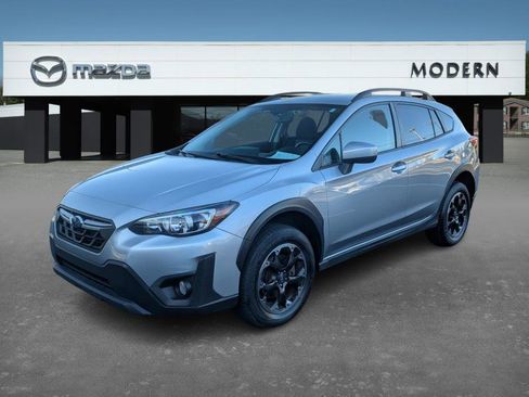 Used 2021 Subaru Crosstrek 2.0i Premium image 1