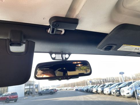 Used 2017 Jeep Wrangler Unlimited Sport w/ Quick Order Package 24S image 30