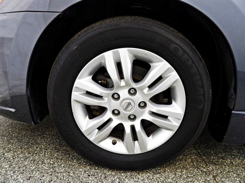Used 2010 Nissan Altima 2.5 SL w/ SL Pkg FWD image 19