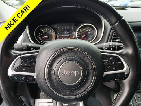 Used 2019 Jeep Compass Latitude AWD/4WD image 27