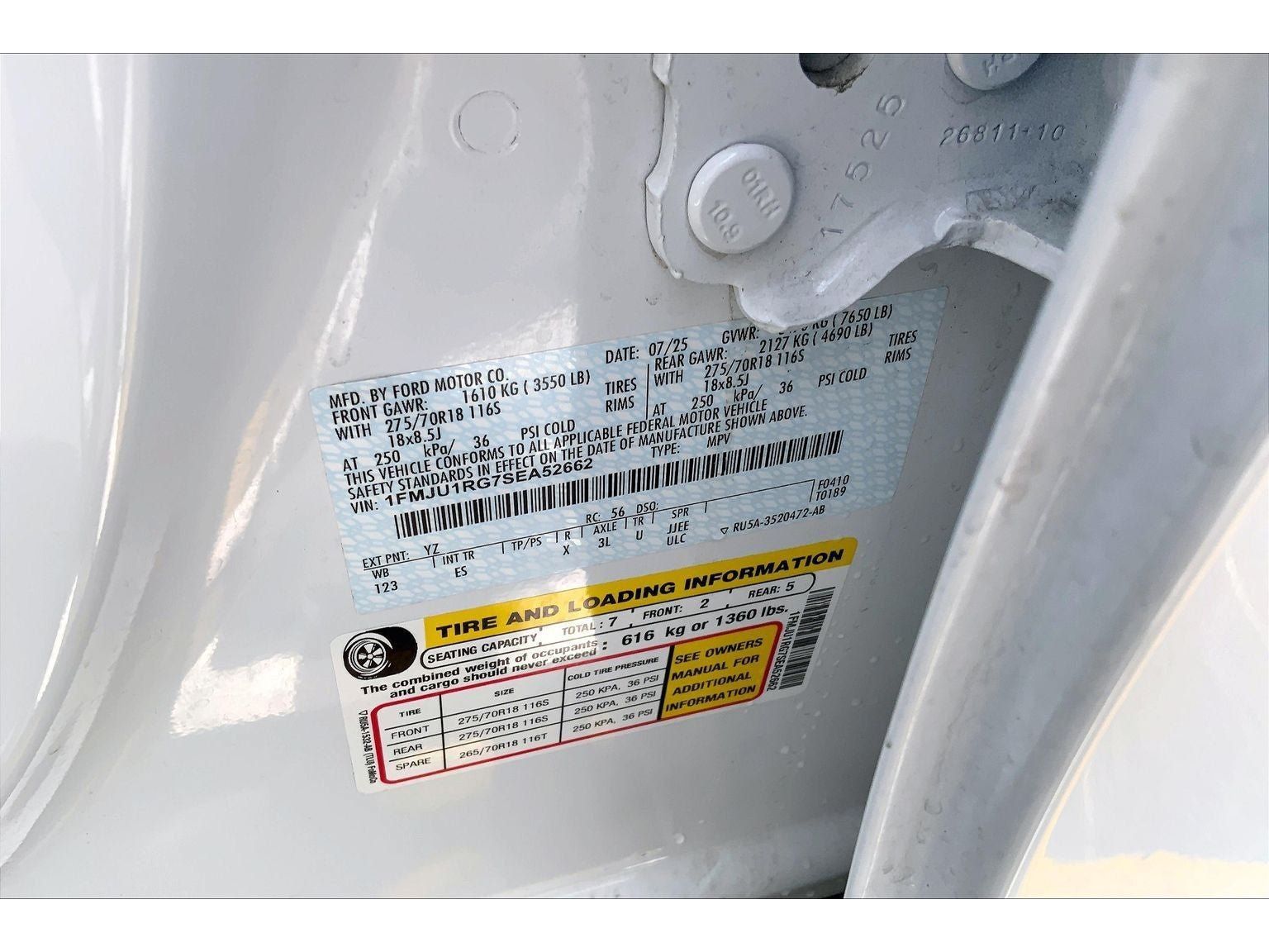 Used 2025 Ford Expedition Tremor AWD/4WD image 35