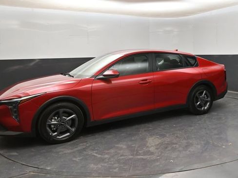 Used 2025 Kia K4 FWD image 4