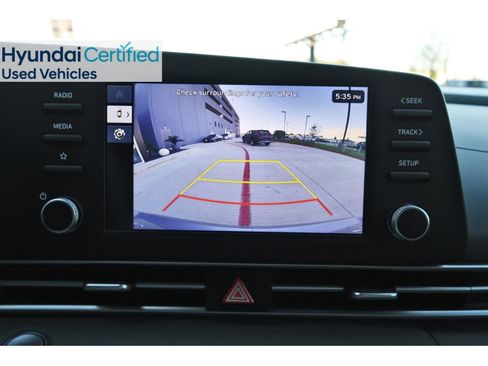 Certified 2025 Hyundai Elantra Sport image 26