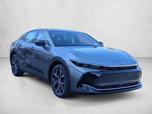 New 2026 Toyota Crown XLE image 6