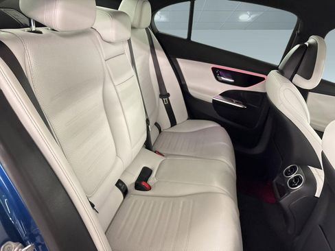Used 2022 Mercedes-Benz C 300 Sedan image 30