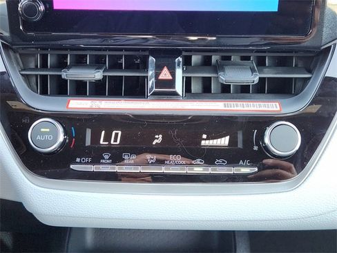 New 2026 Toyota Corolla SE image 15