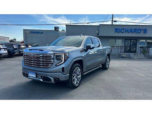 Used 2024 GMC Sierra 1500 Denali AWD/4WD image 3