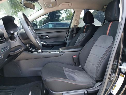 Used 2024 Nissan Sentra SR FWD image 19