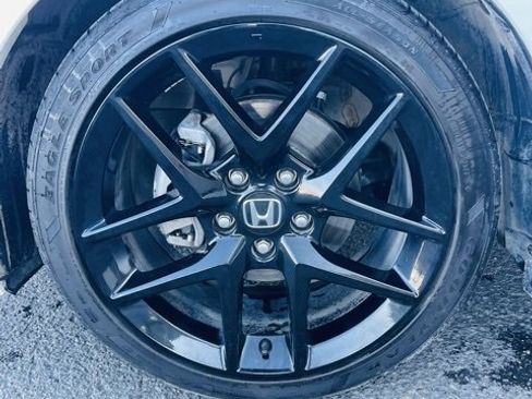 Used 2024 Honda Civic Sport image 10
