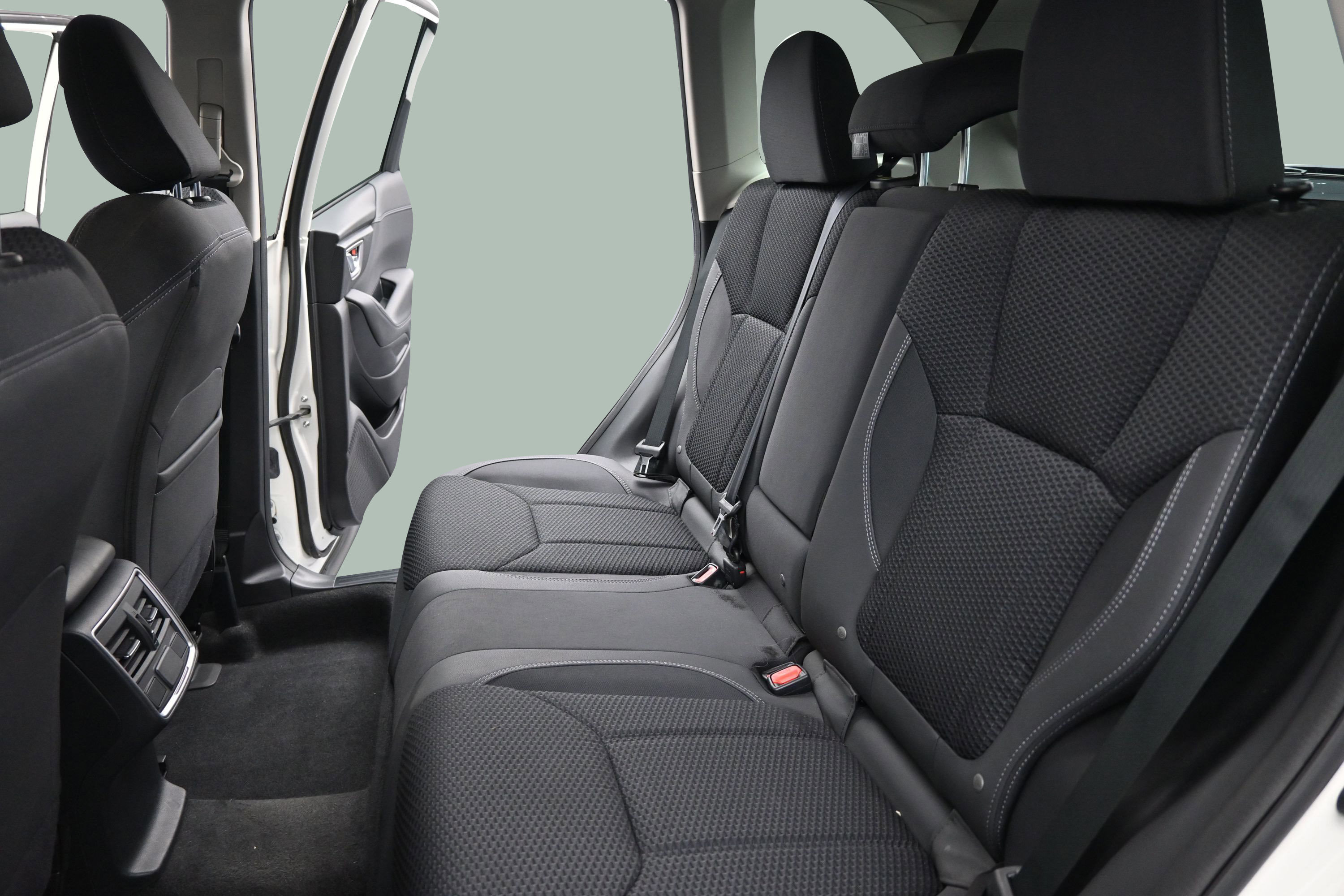Used 2023 Subaru Forester Premium AWD/4WD image 24