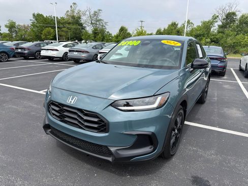 Used 2024 Honda HR-V Sport image 2