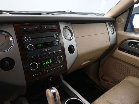 Used 2014 Ford Expedition EL XLT w/ Equipment Group 202A image 23