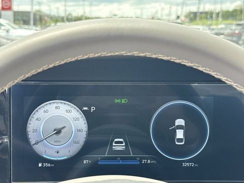 Certified 2023 Hyundai Elantra SEL w/ Convenience Package FWD image 15