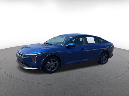 Used 2025 Kia K4 FWD image 8