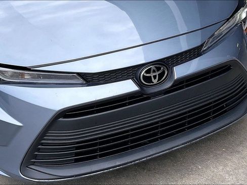 Used 2024 Toyota Corolla LE FWD image 29