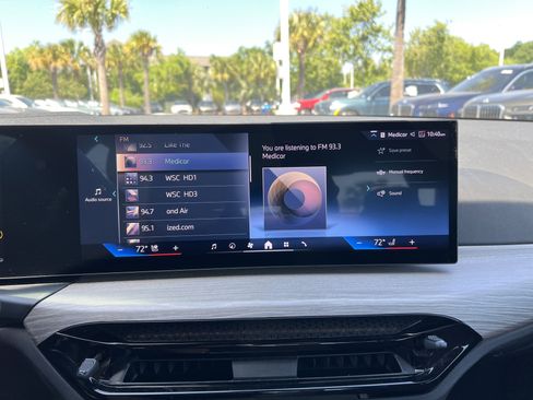 Used 2025 BMW 330i Sedan image 23