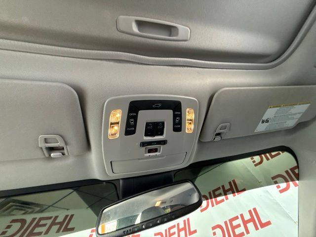 Used 2025 Toyota Sienna XLE w/ XLE Plus Package FWD image 72